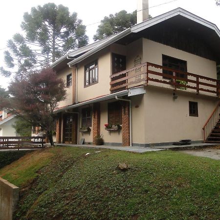 Casa Em Condominio Privado Campos do Jordão Kültér fotó