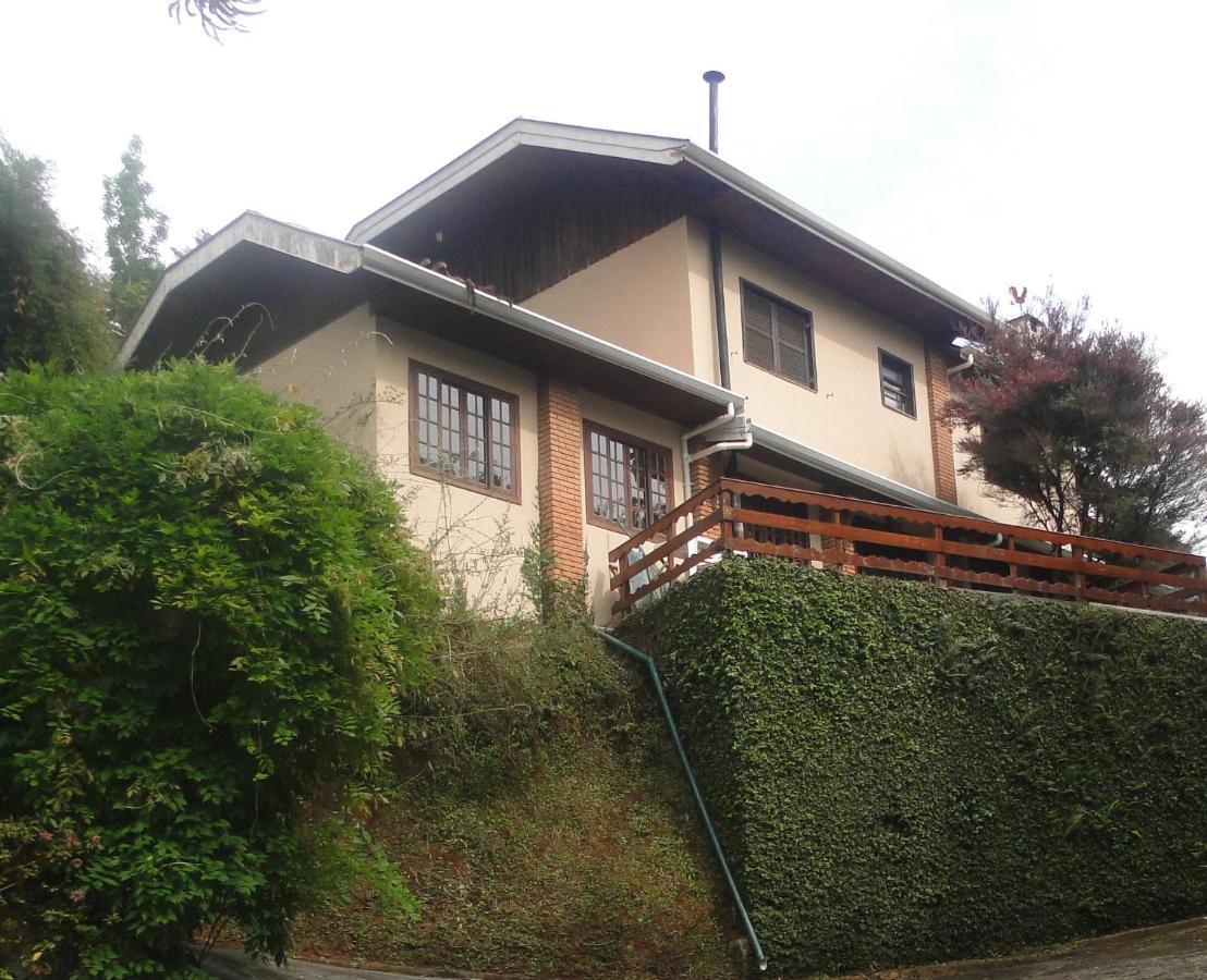 Casa Em Condominio Privado Campos do Jordão Kültér fotó