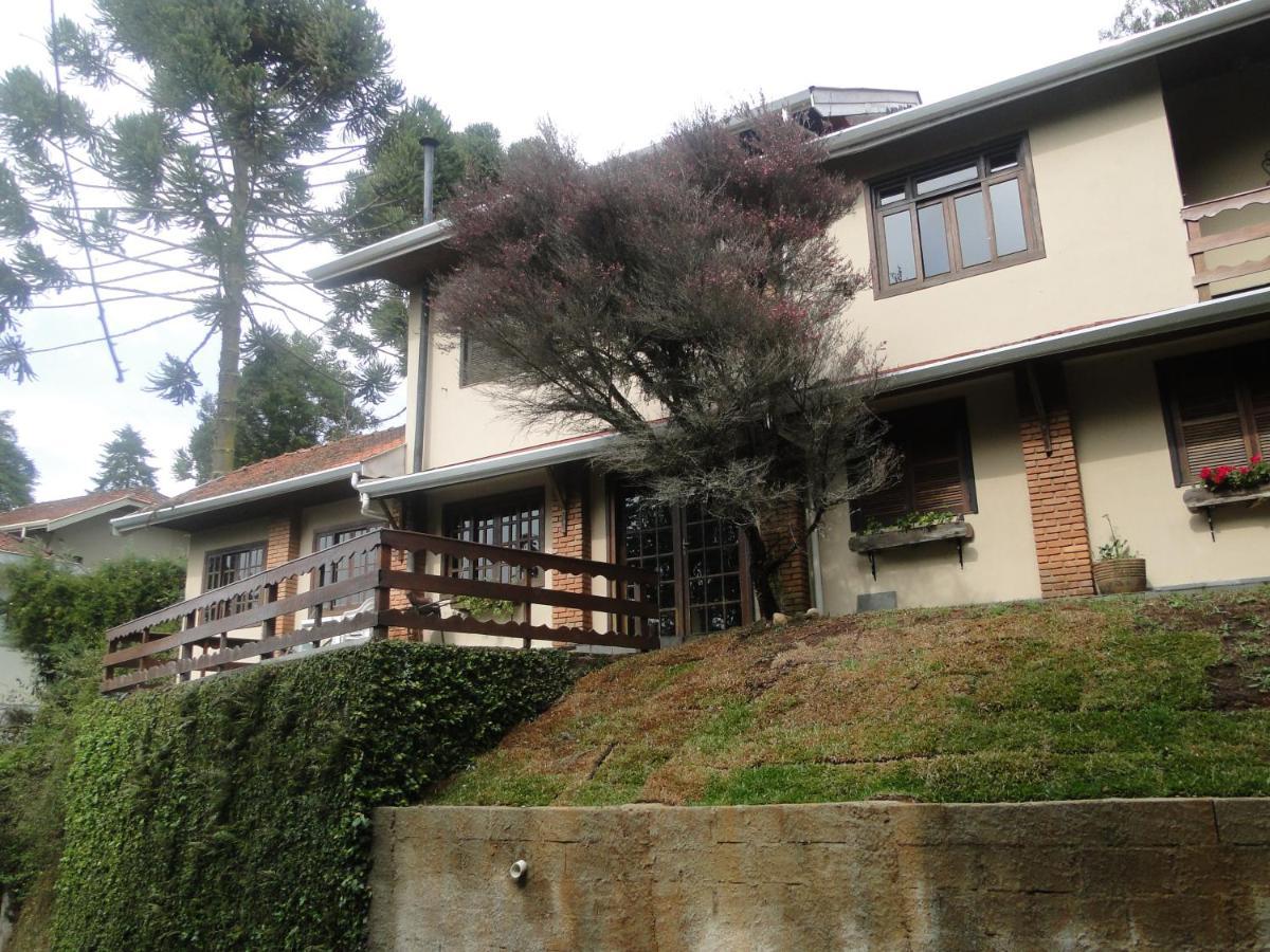 Casa Em Condominio Privado Campos do Jordão Kültér fotó